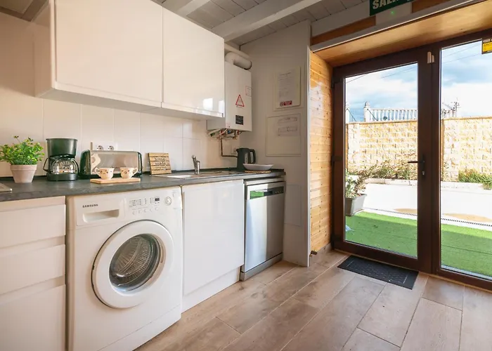 Singular Puente Arce